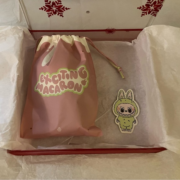 Green Plush Labubu Keychain (Macaron) - Picture 2 of 4